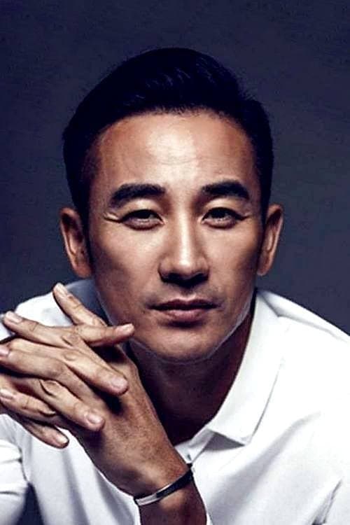 Uhm Tae-woong profile