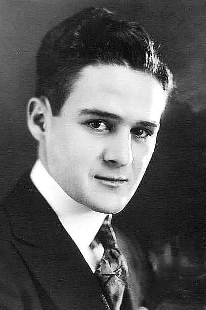 Clark Marshall profile