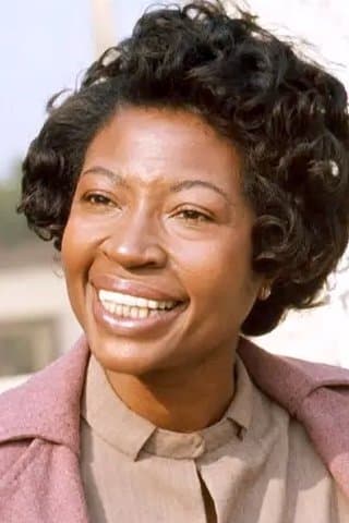 Lynn Hamilton profile