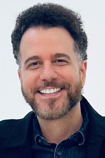 Felipe Simas profile