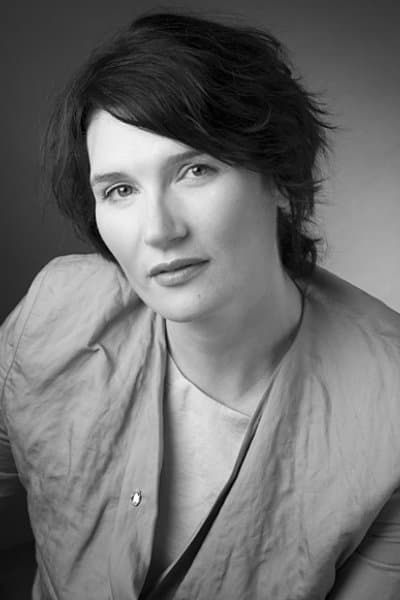 Valerie Edmond profile