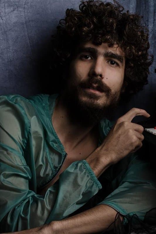 Vertin Moura profile