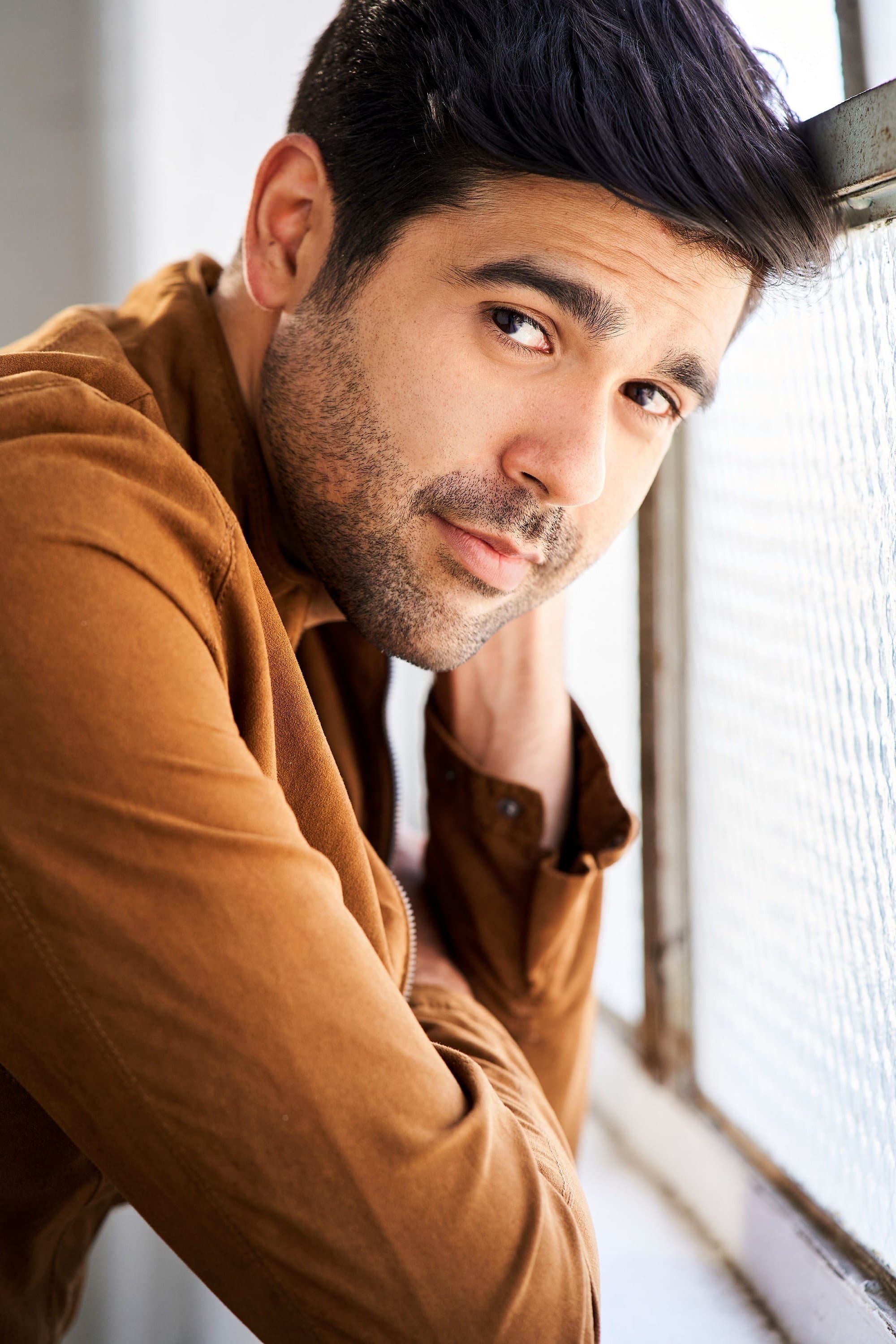 J.M. Longoria profile