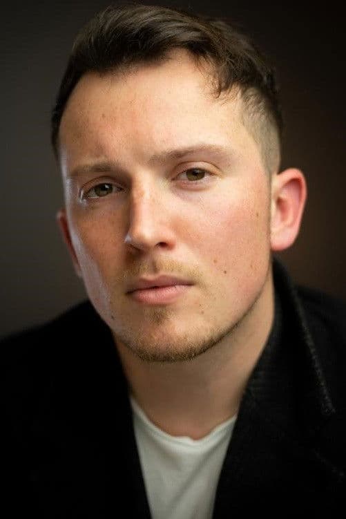 Ellis Tustin profile