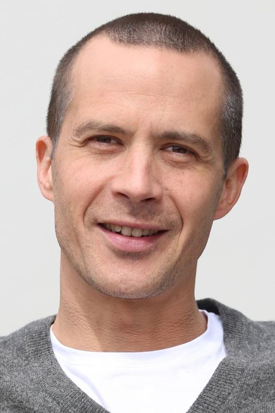 Barnaby Metschurat profile