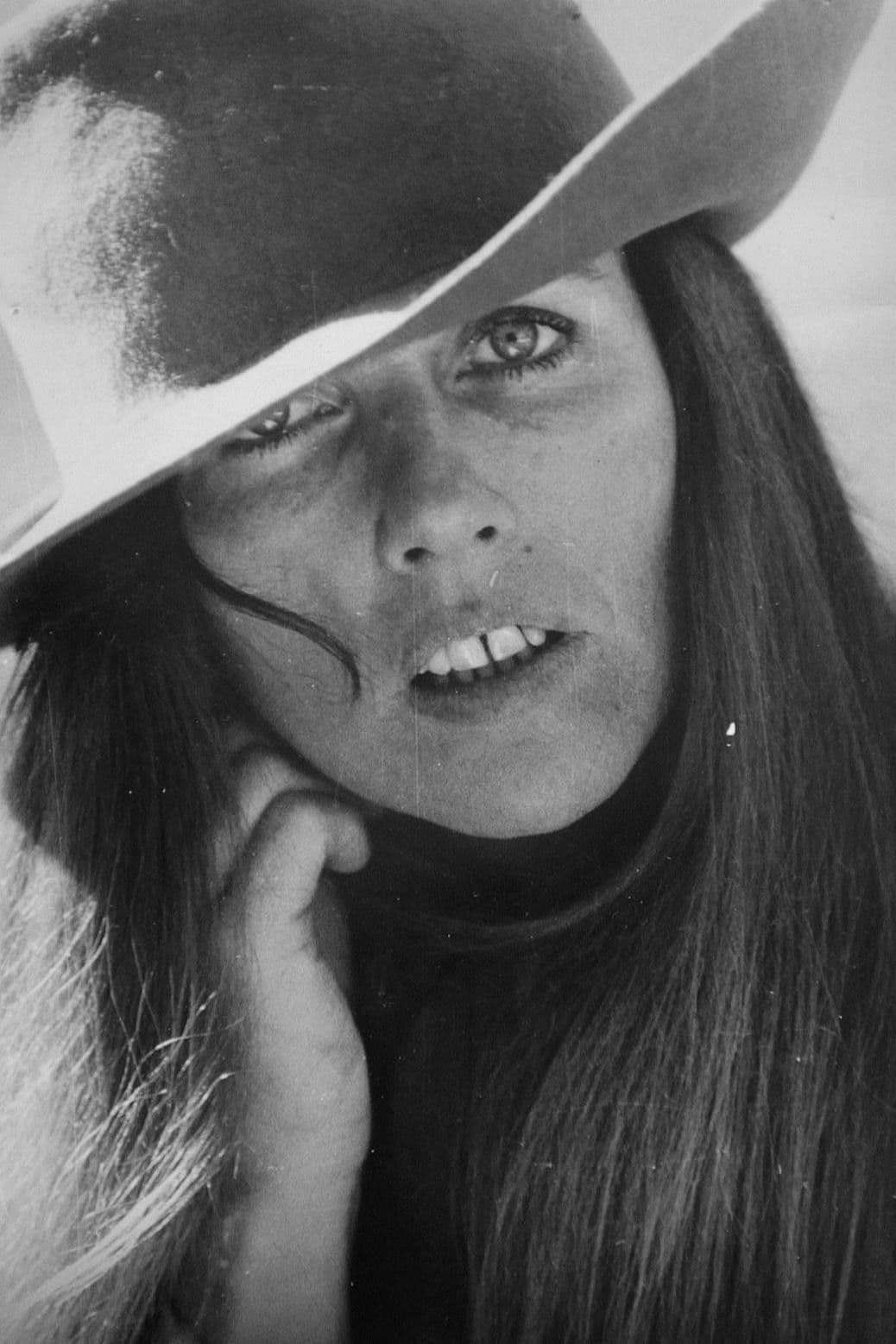 Claudia Sánchez profile