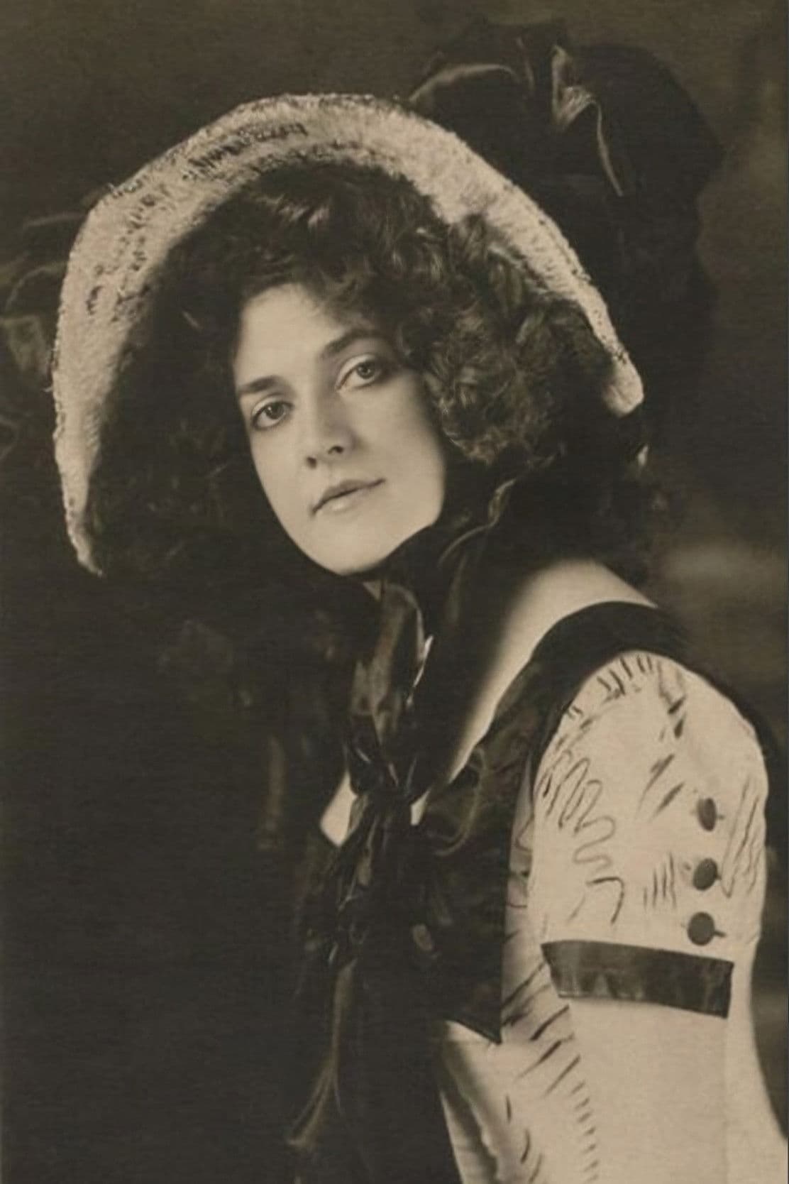 Annabelle Moore profile