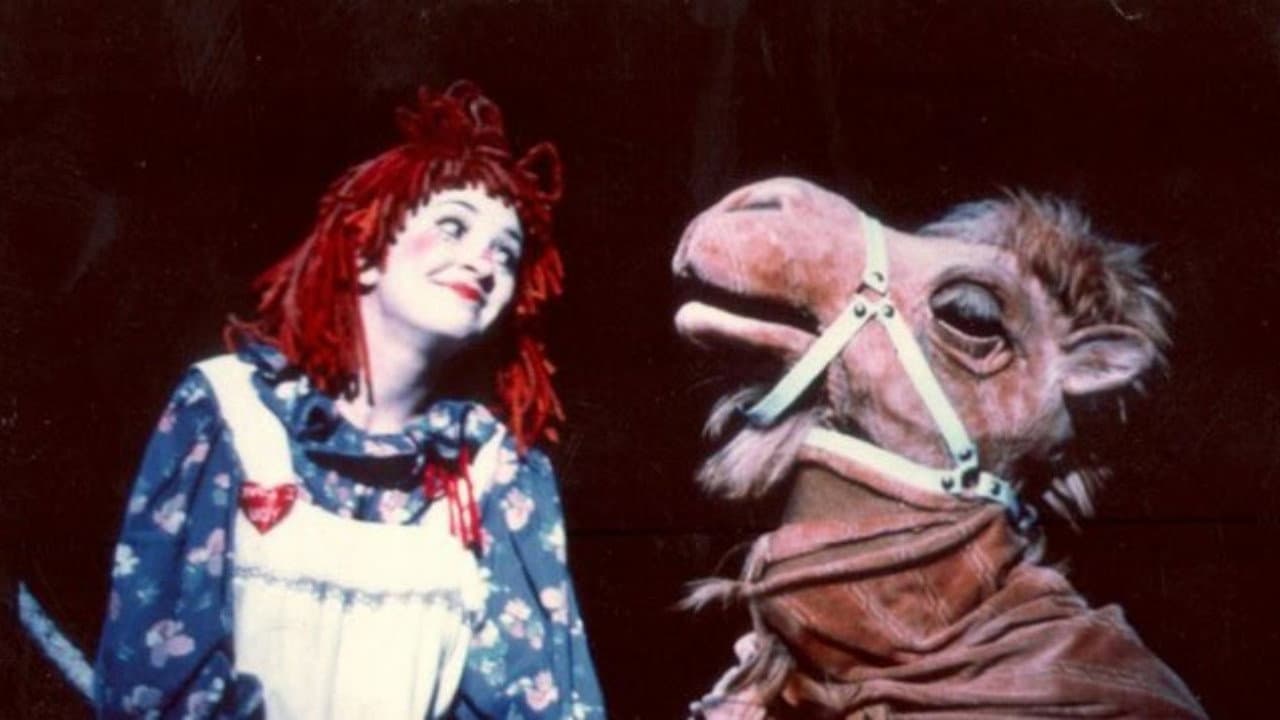 Raggedy Ann: The Musical Adventure backdrop