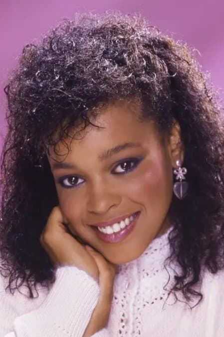 Ola Ray profile