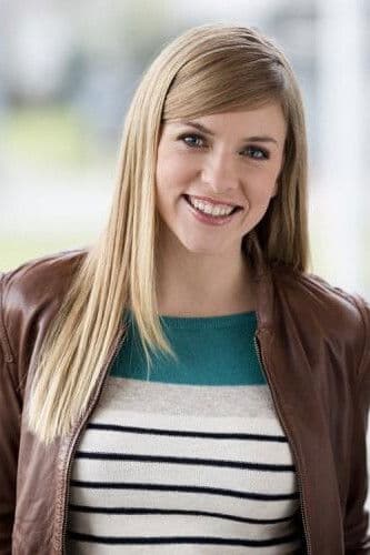 Nadine Petry profile