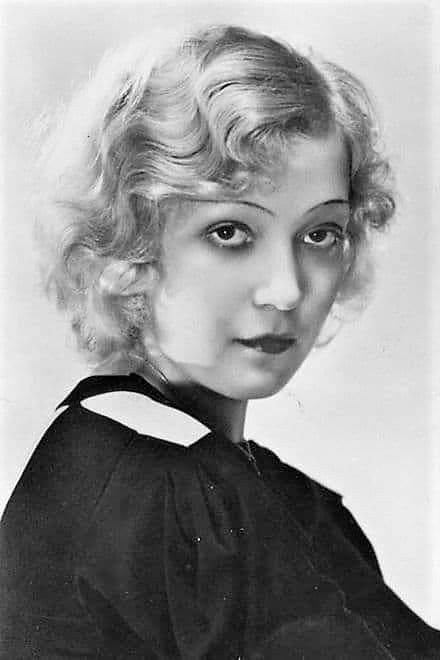 Mártha Eggerth profile