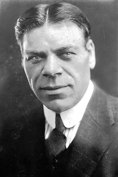 Dick Sutherland profile