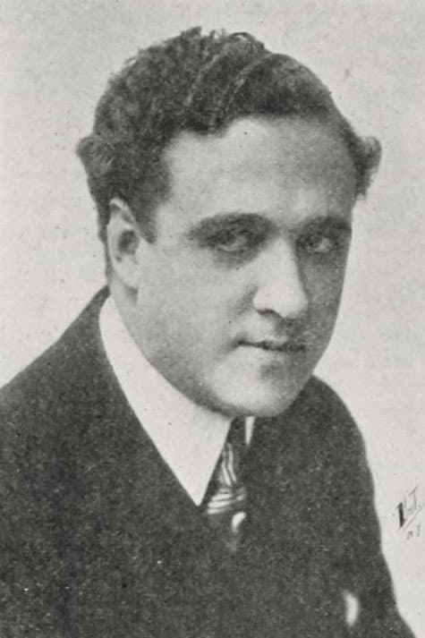 Bradley Barker profile