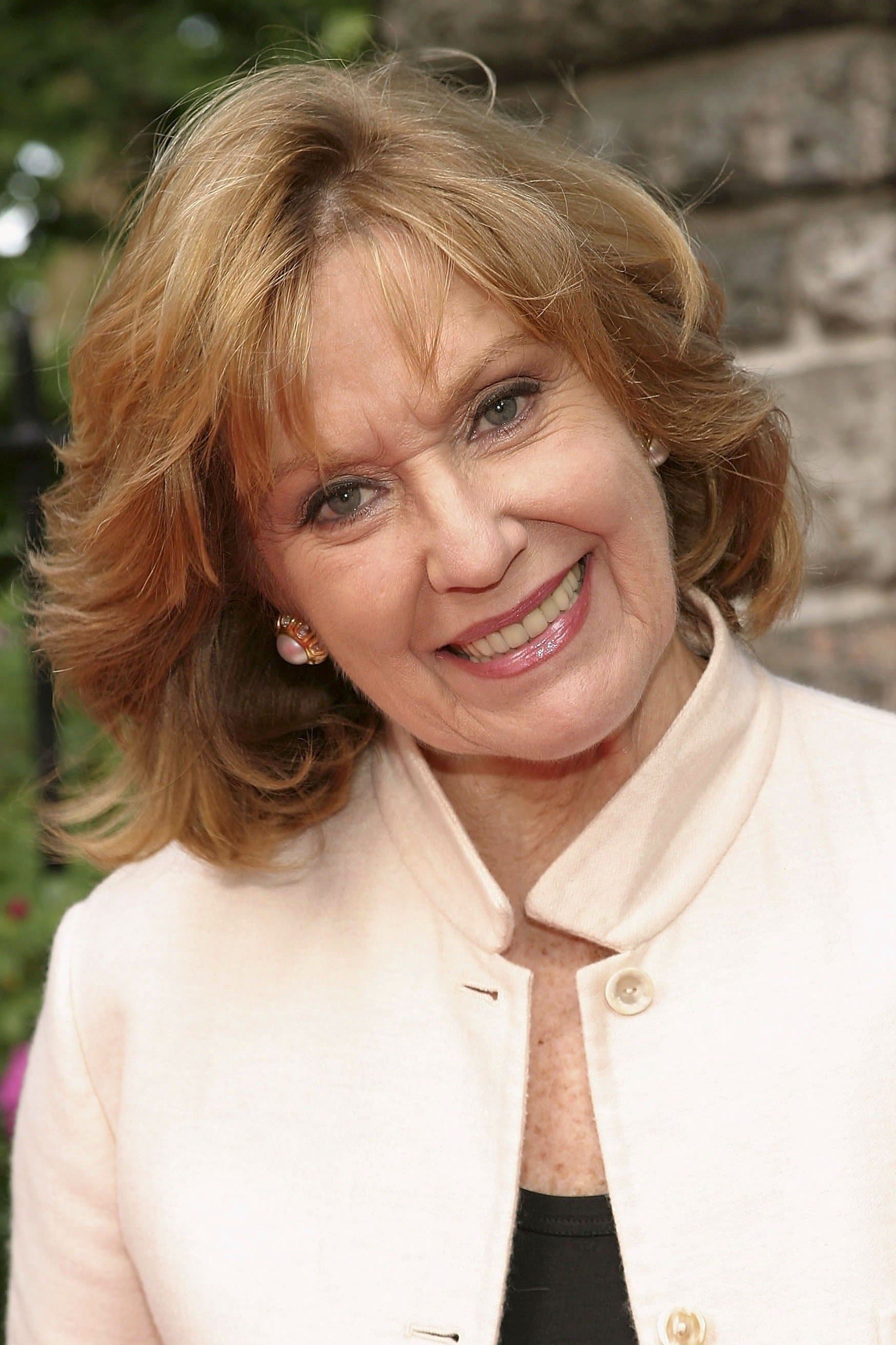 Elizabeth Hubbard profile