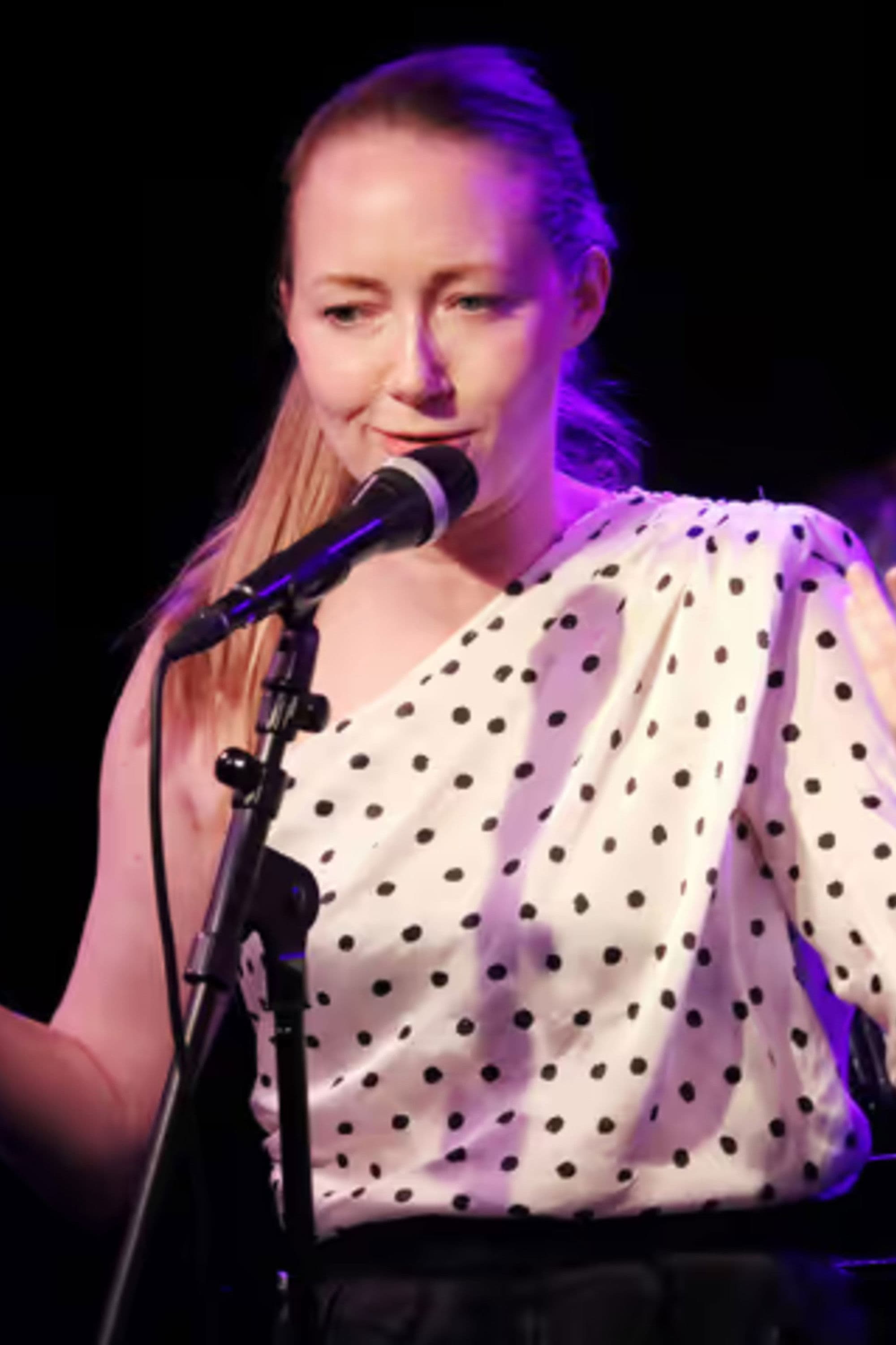 Natasha Hodgson profile