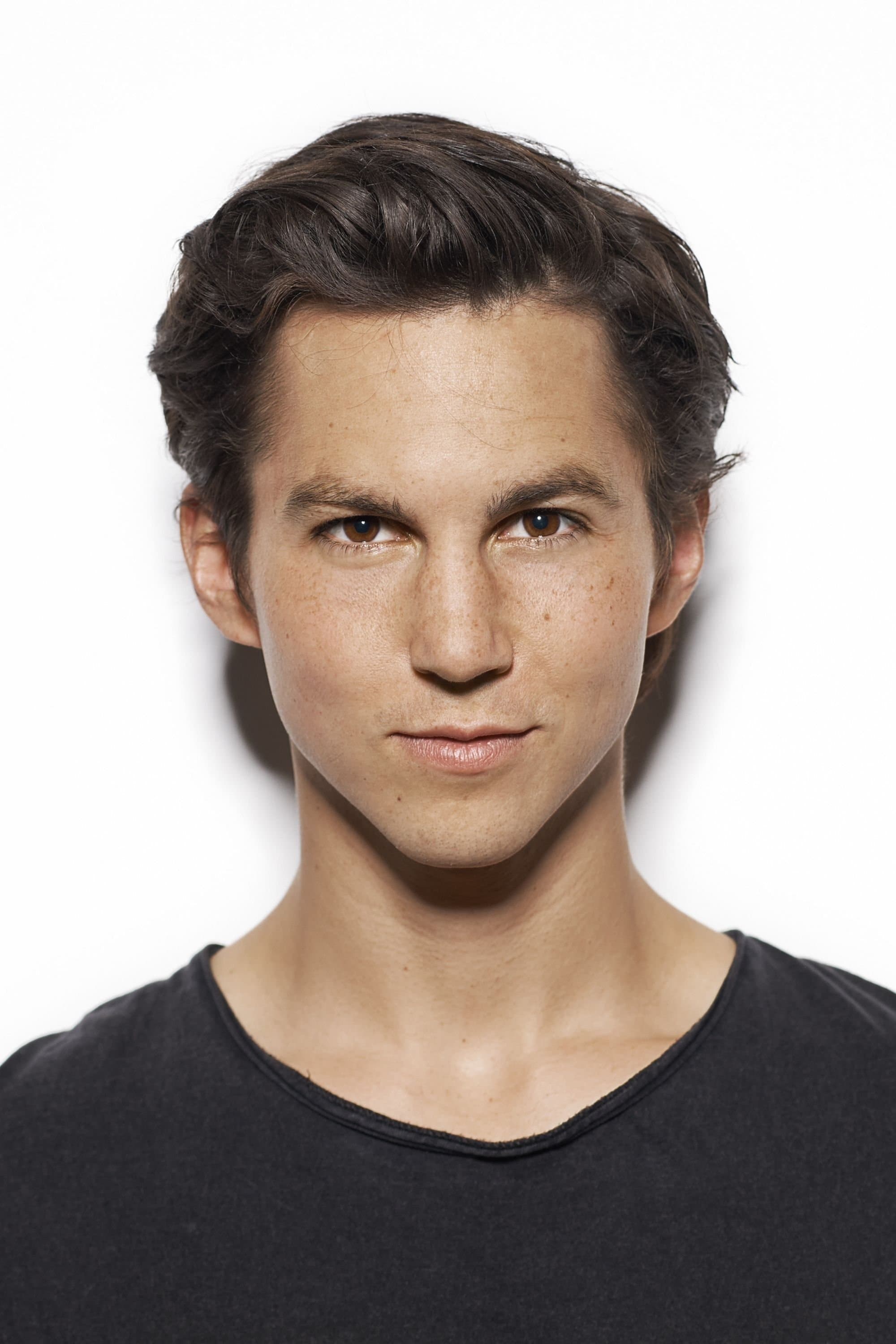 Tim Oliver Schultz profile