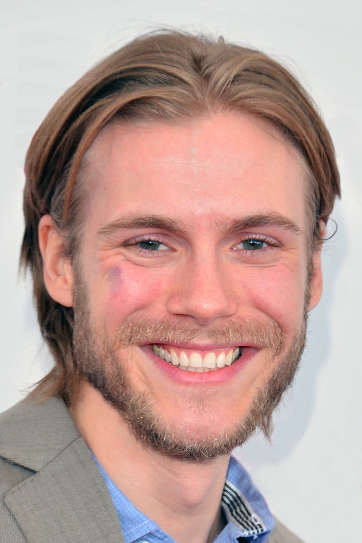 Zachary Booth profile