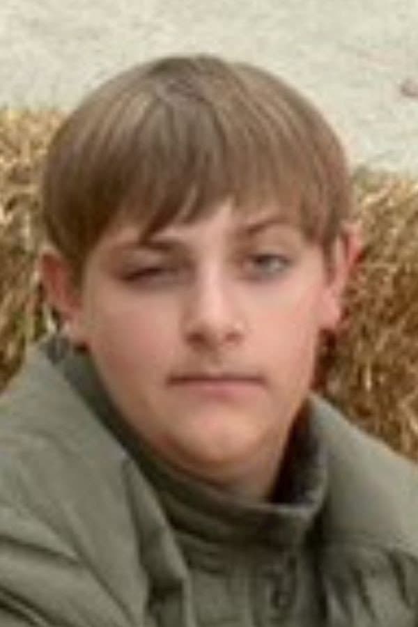 Riley Connelly profile