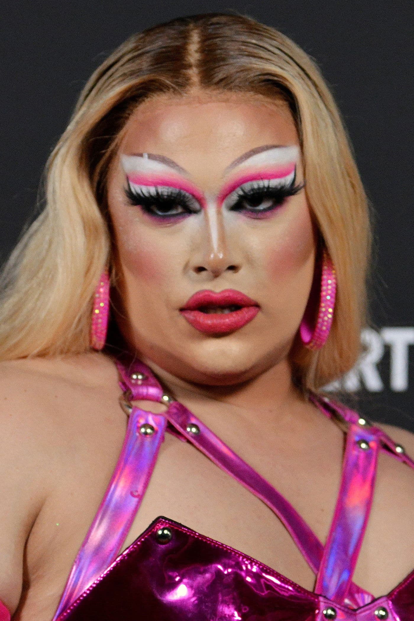 Salina EsTitties profile