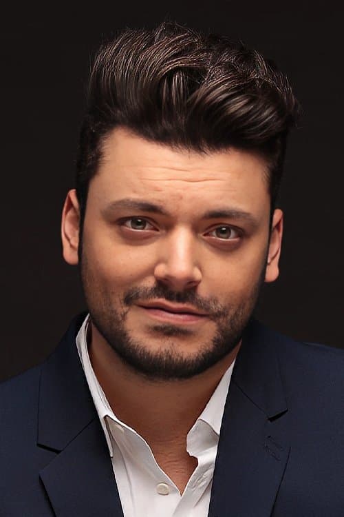 Kev Adams profile