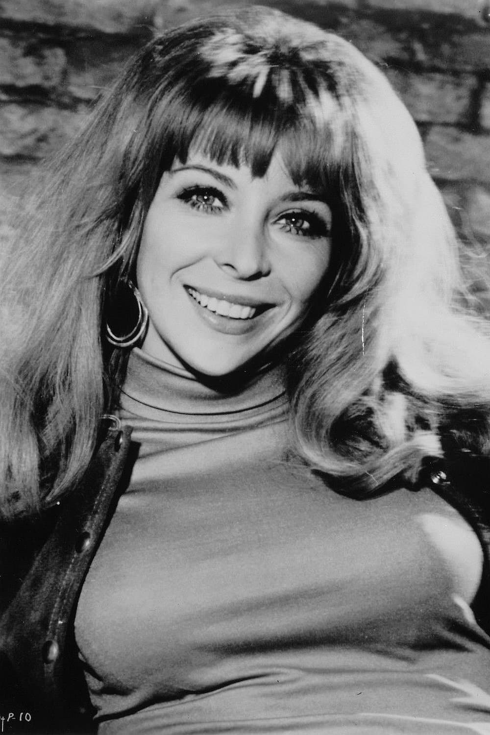 Angelique Pettyjohn profile