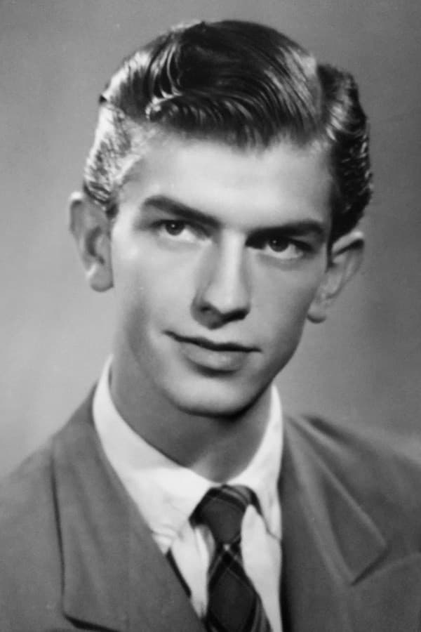 Quintín Bulnes profile