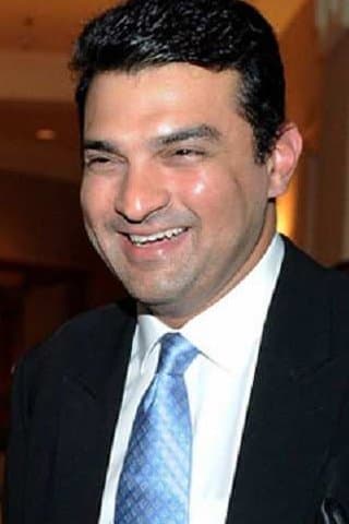 Siddharth Roy Kapur profile