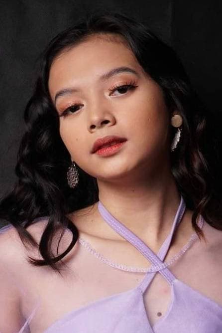 Ava Velasquez profile