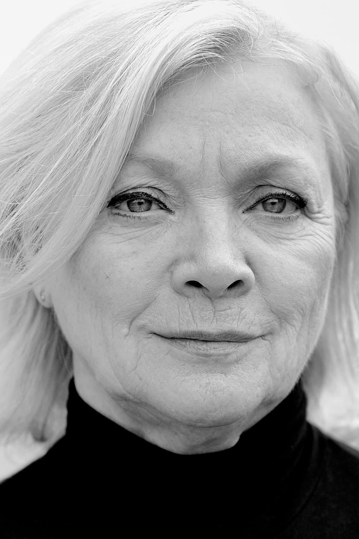 Karin Ugowski profile