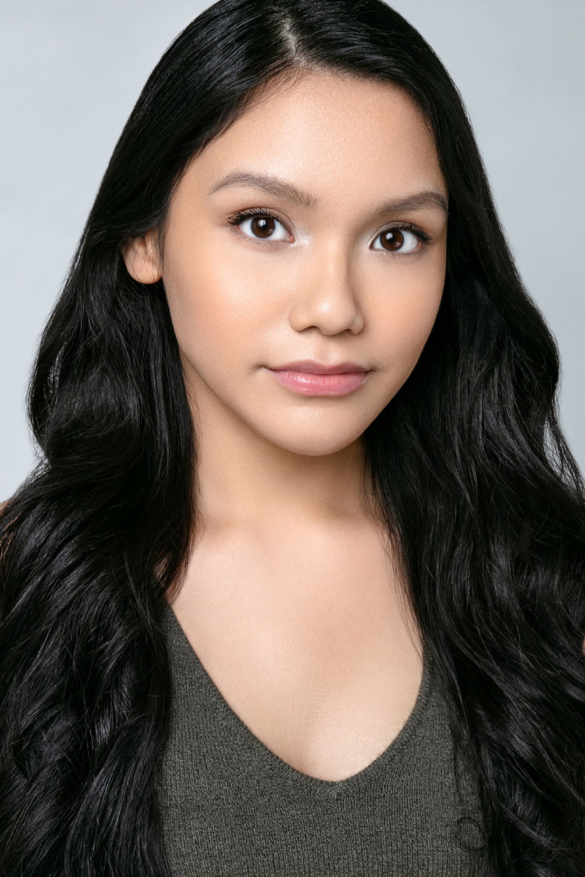 Angelina LookingGlass profile