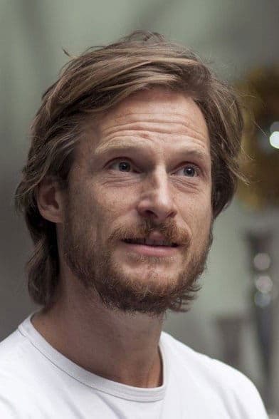 Iván Fenyő profile