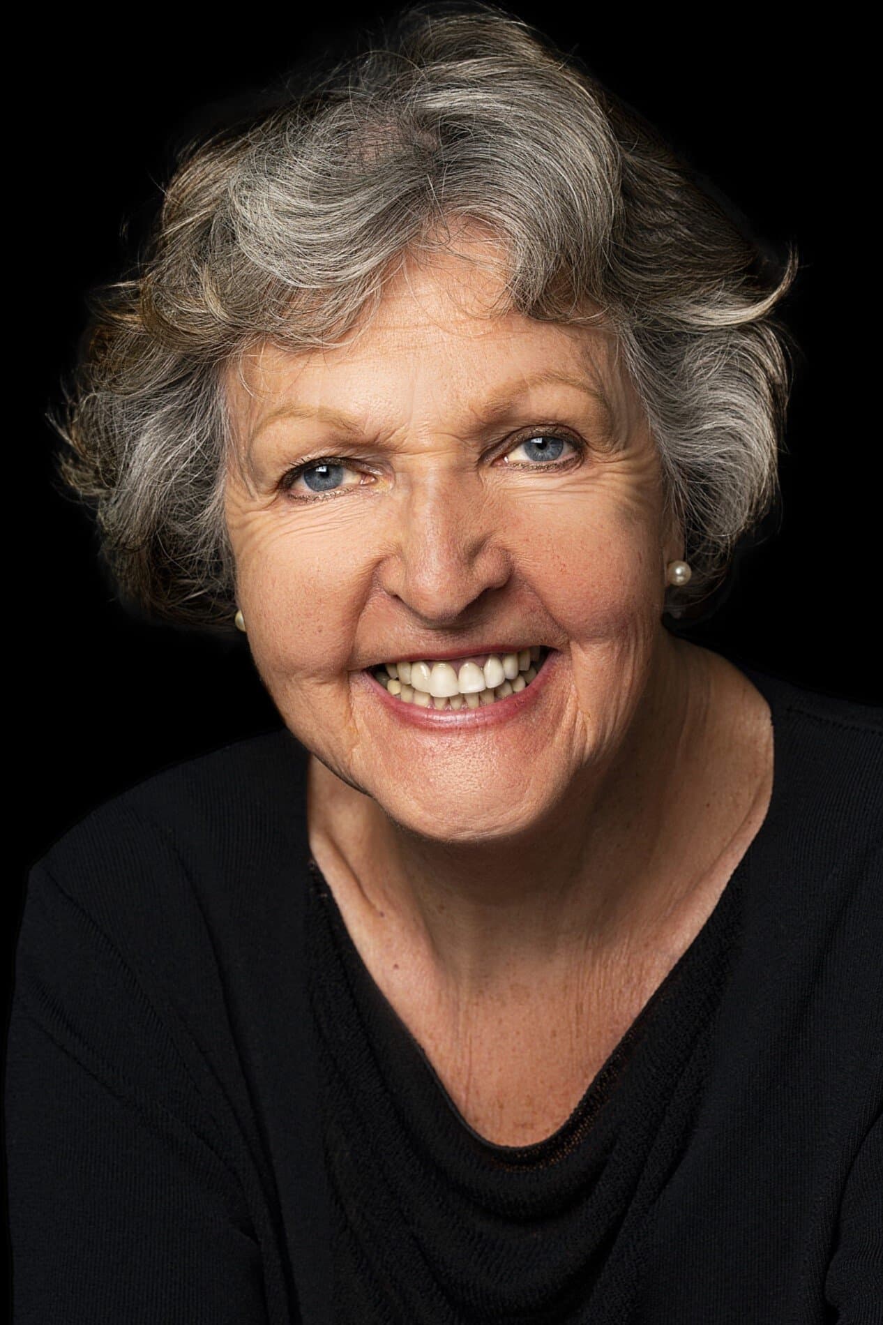Penelope Keith profile