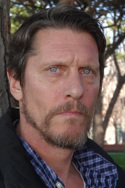 Philippe Girard profile