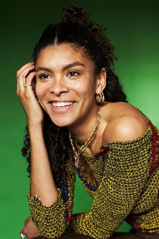 Thalissa Teixeira profile