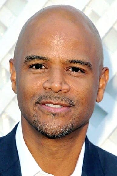 Dondré Whitfield profile