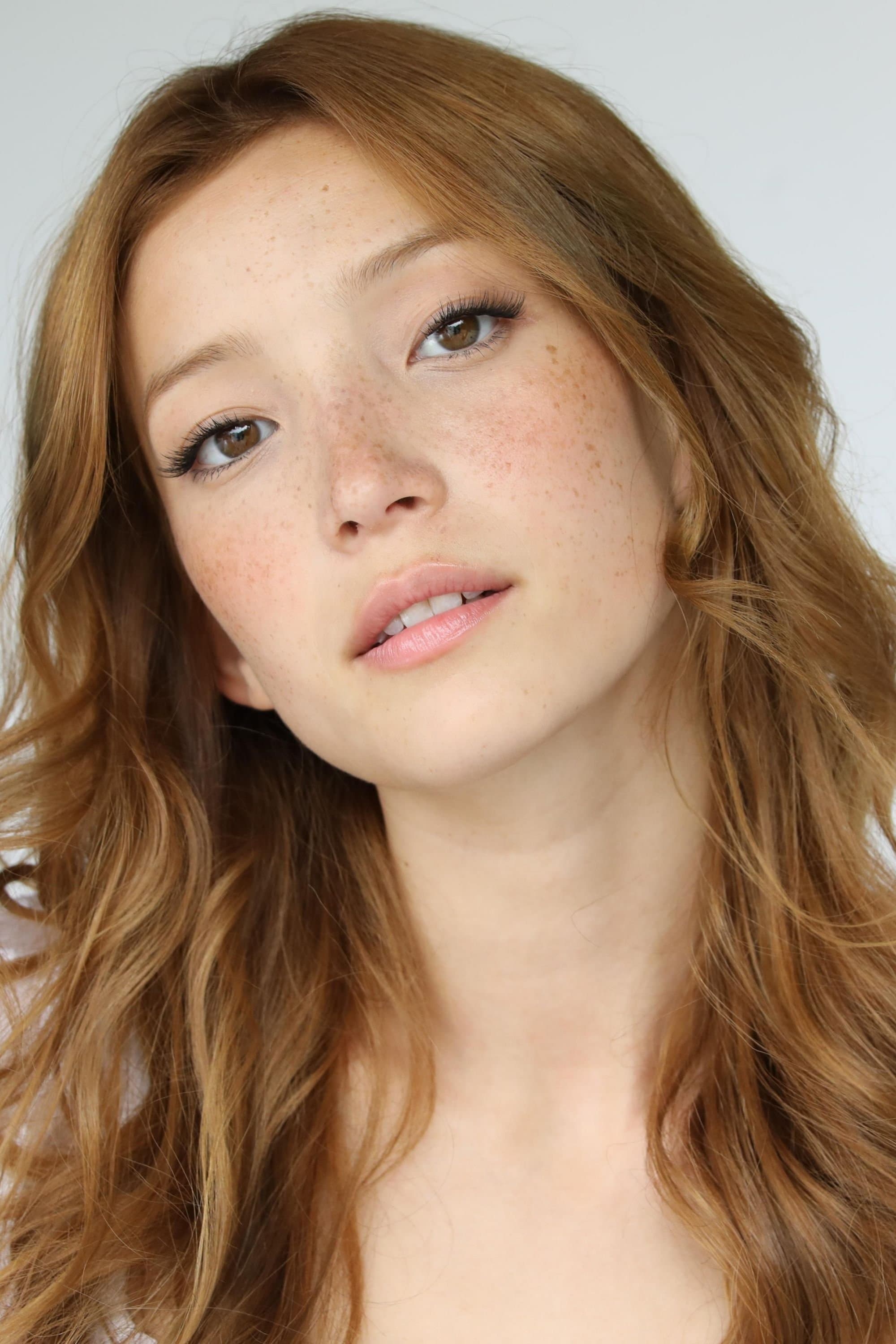 Saylor Curda profile