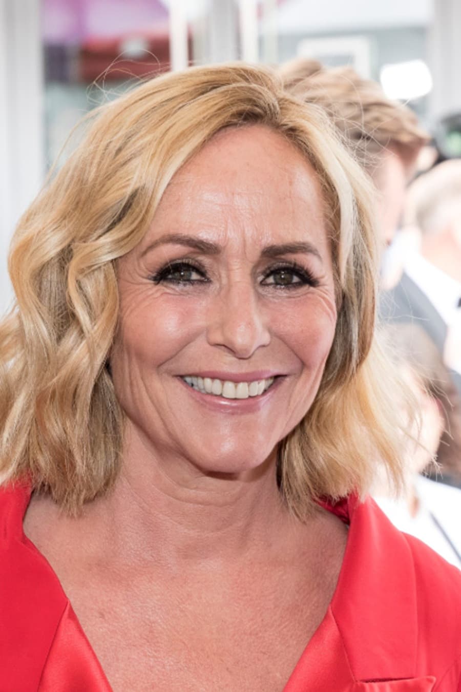 Angela Groothuizen profile