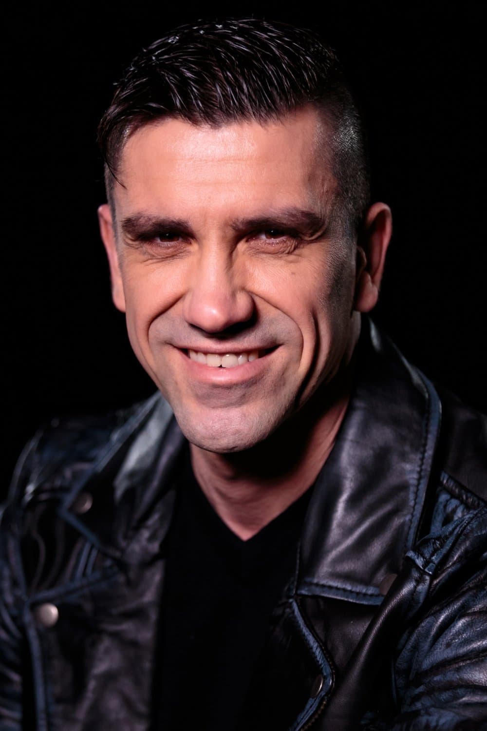 Tamas Szaraz profile