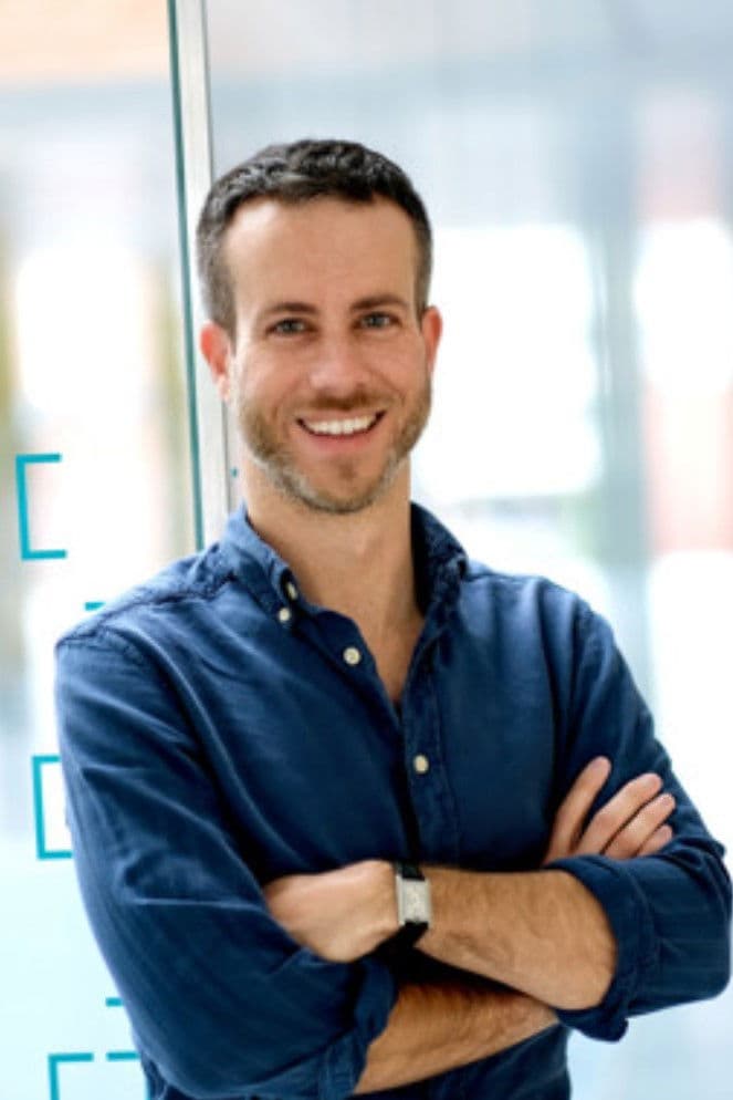 Peter Collins profile