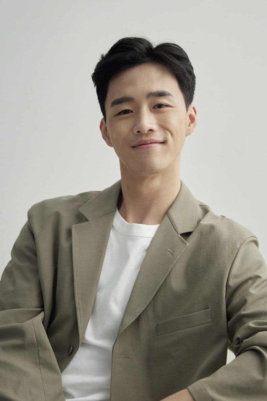 Kang Sung-hwa profile