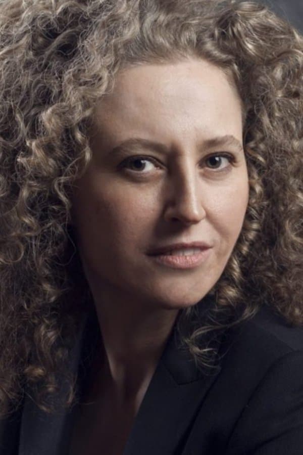 Zeynep Dinsel profile