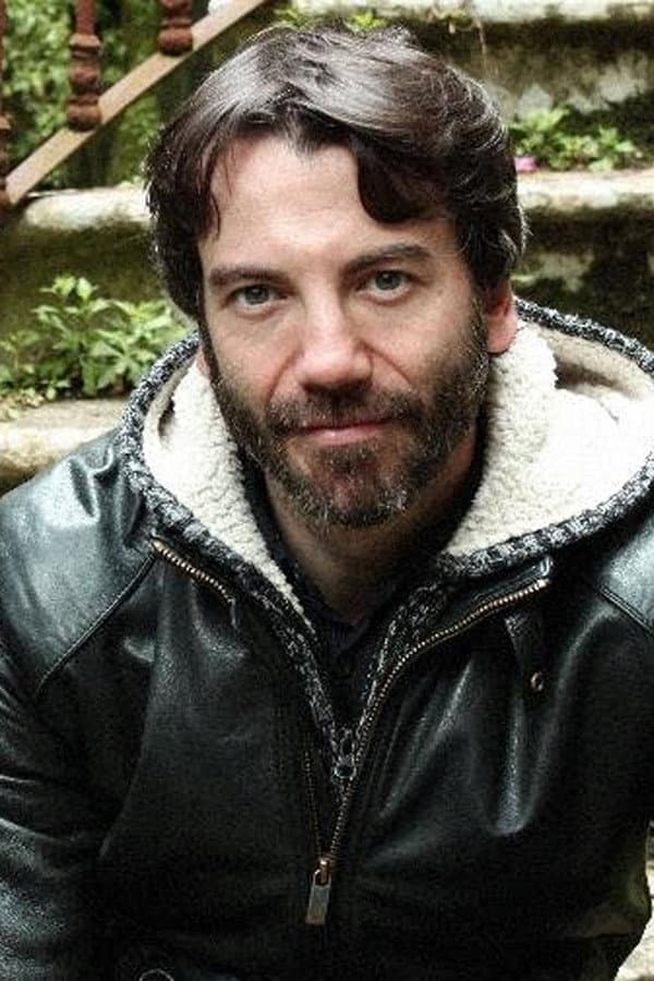 Aram Garriga profile