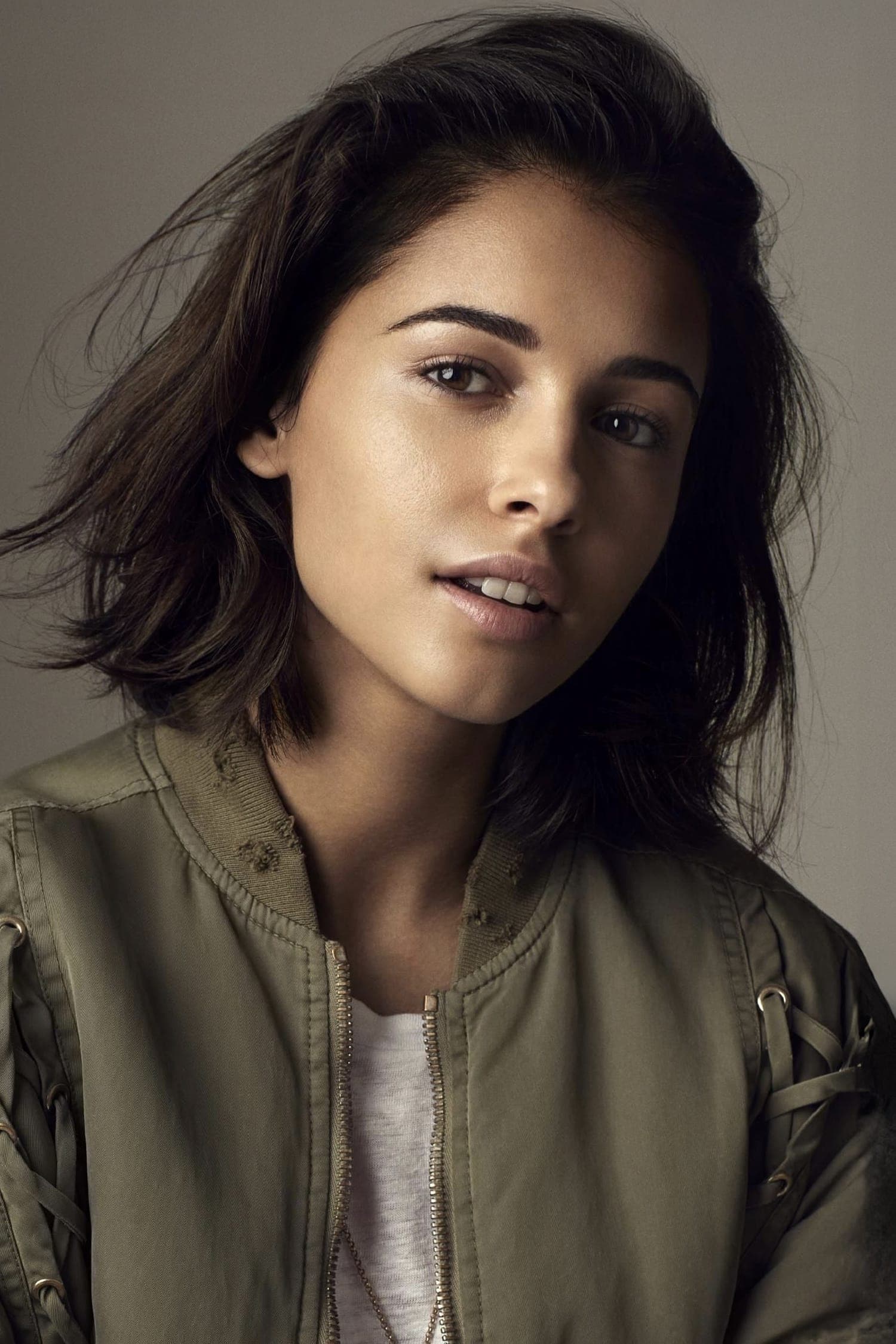 Naomi Scott profile