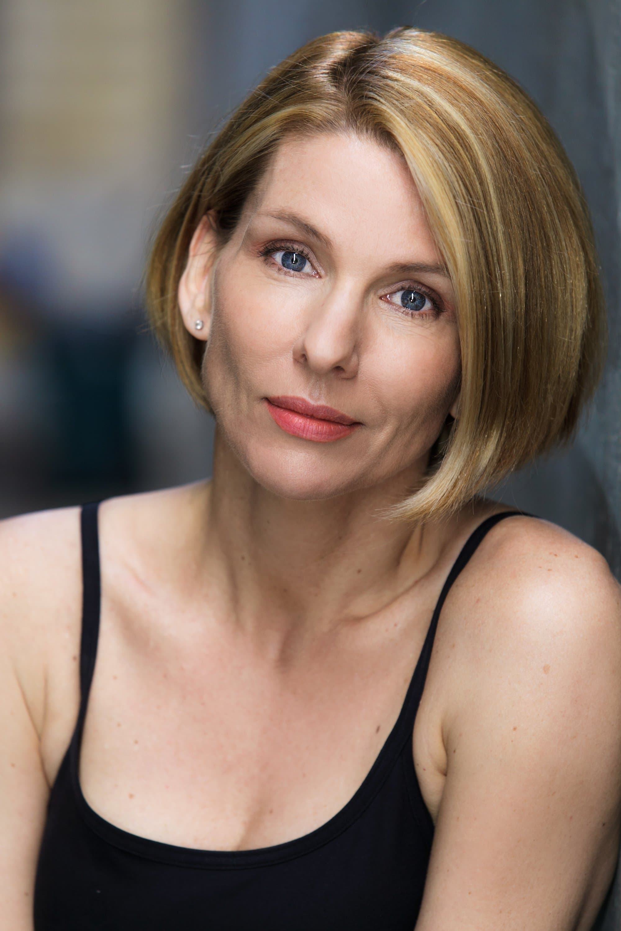 Madeleine Falk profile