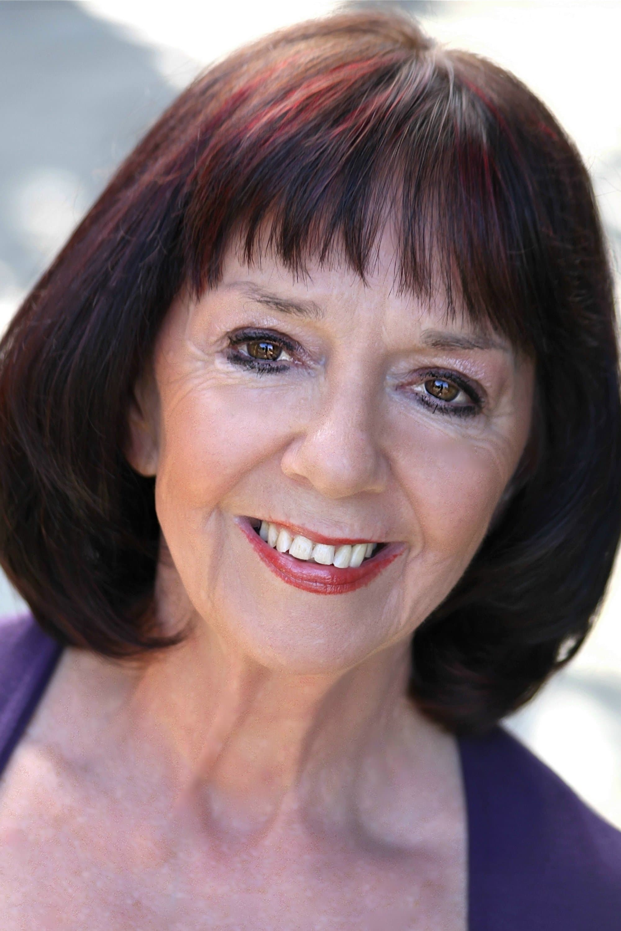 Lesley Mackie profile