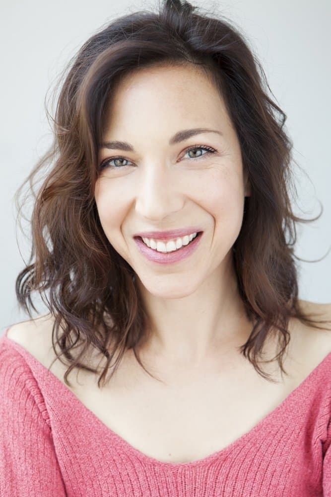 Evelyne de la Chenelière profile