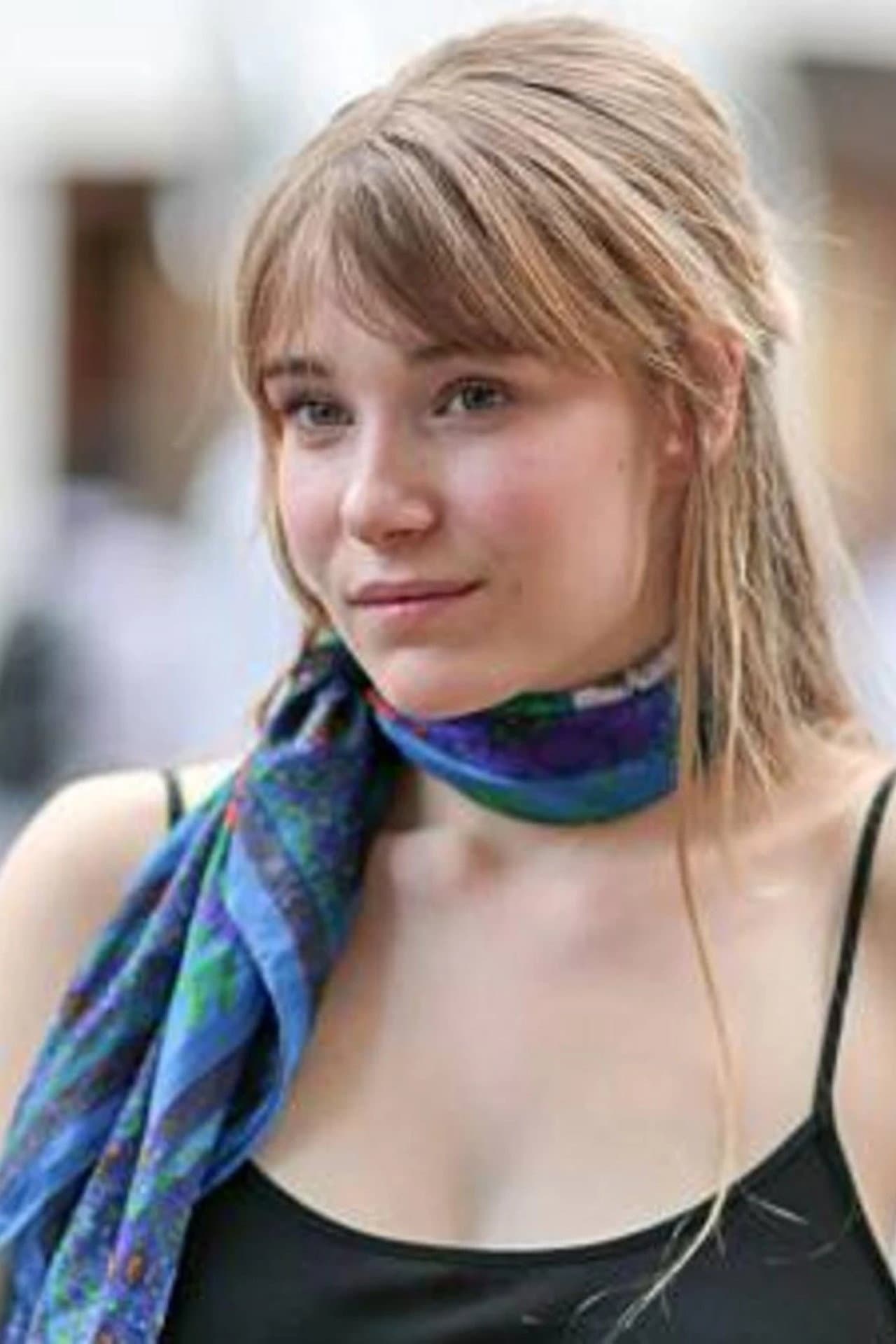 Stella Markert profile