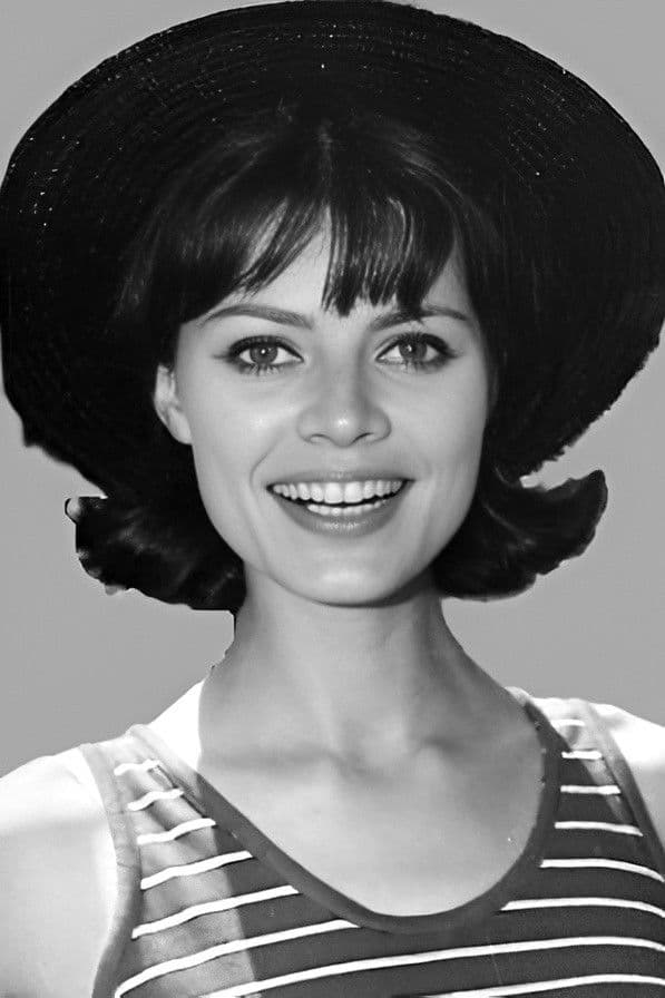 Carla Marlier profile