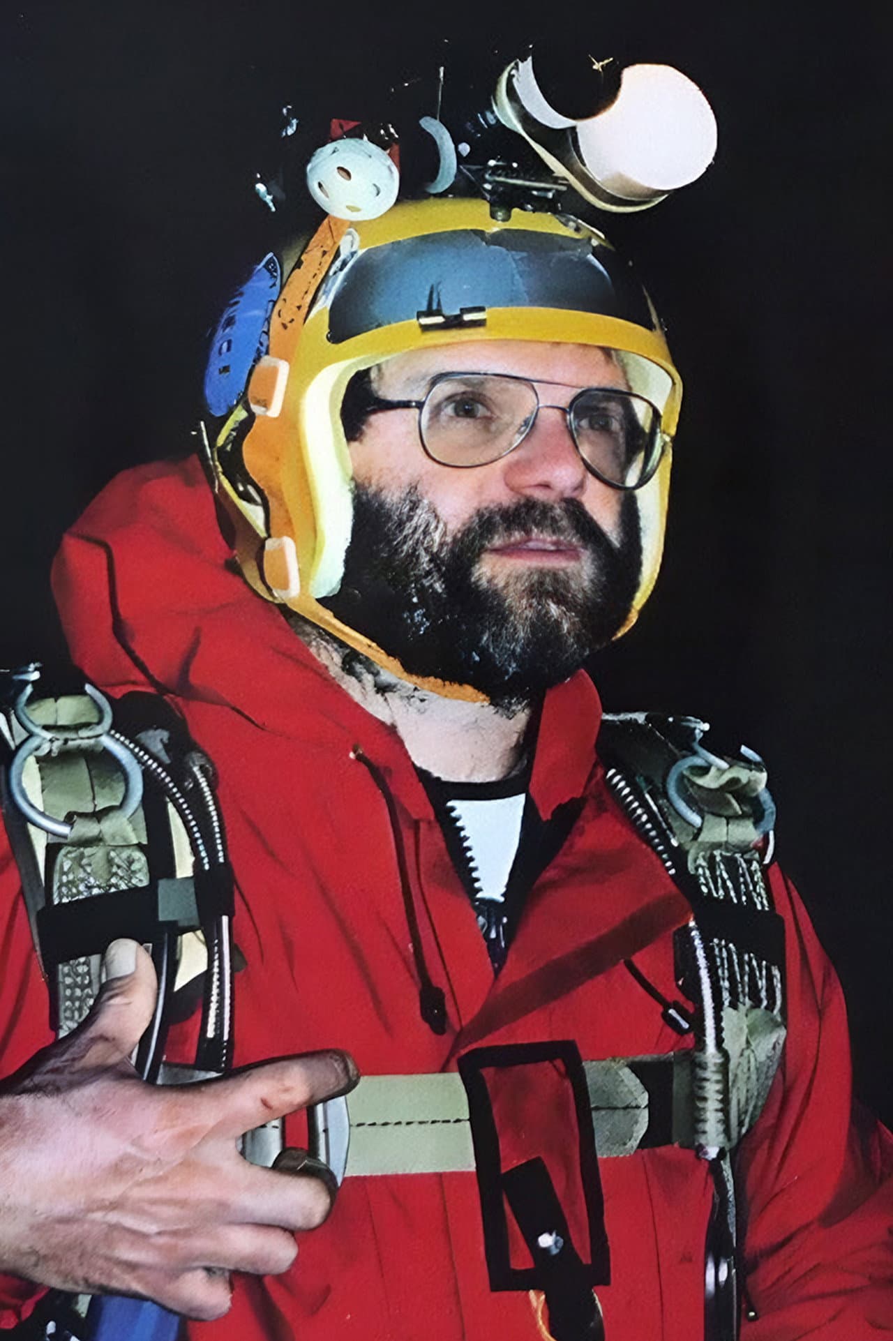 Leo Dickinson profile