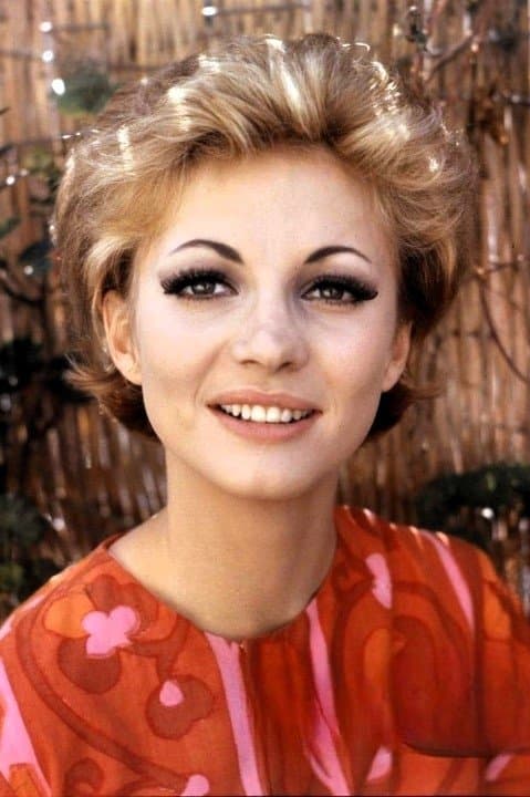 Lucretia Love profile